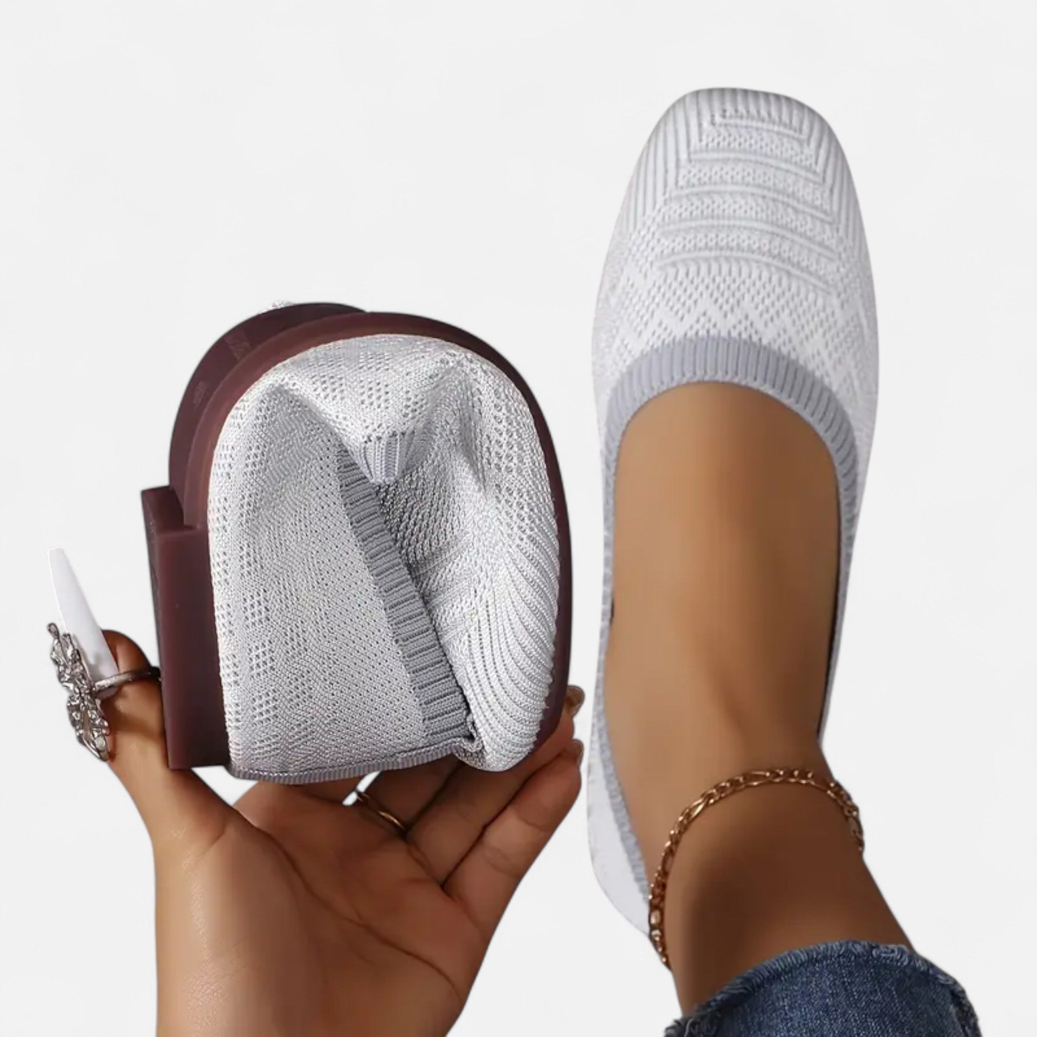 Savora Mode | Women’s Black Woven Heritage Flats