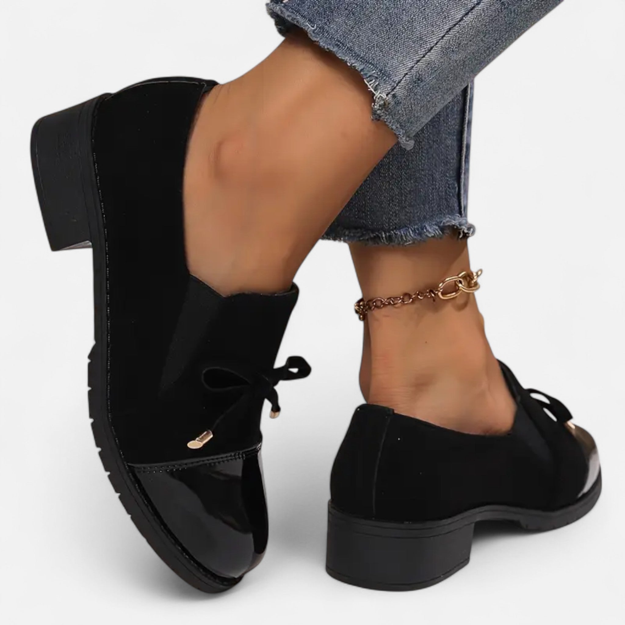 Savora Mode | Women’s Retro Bow Loafers